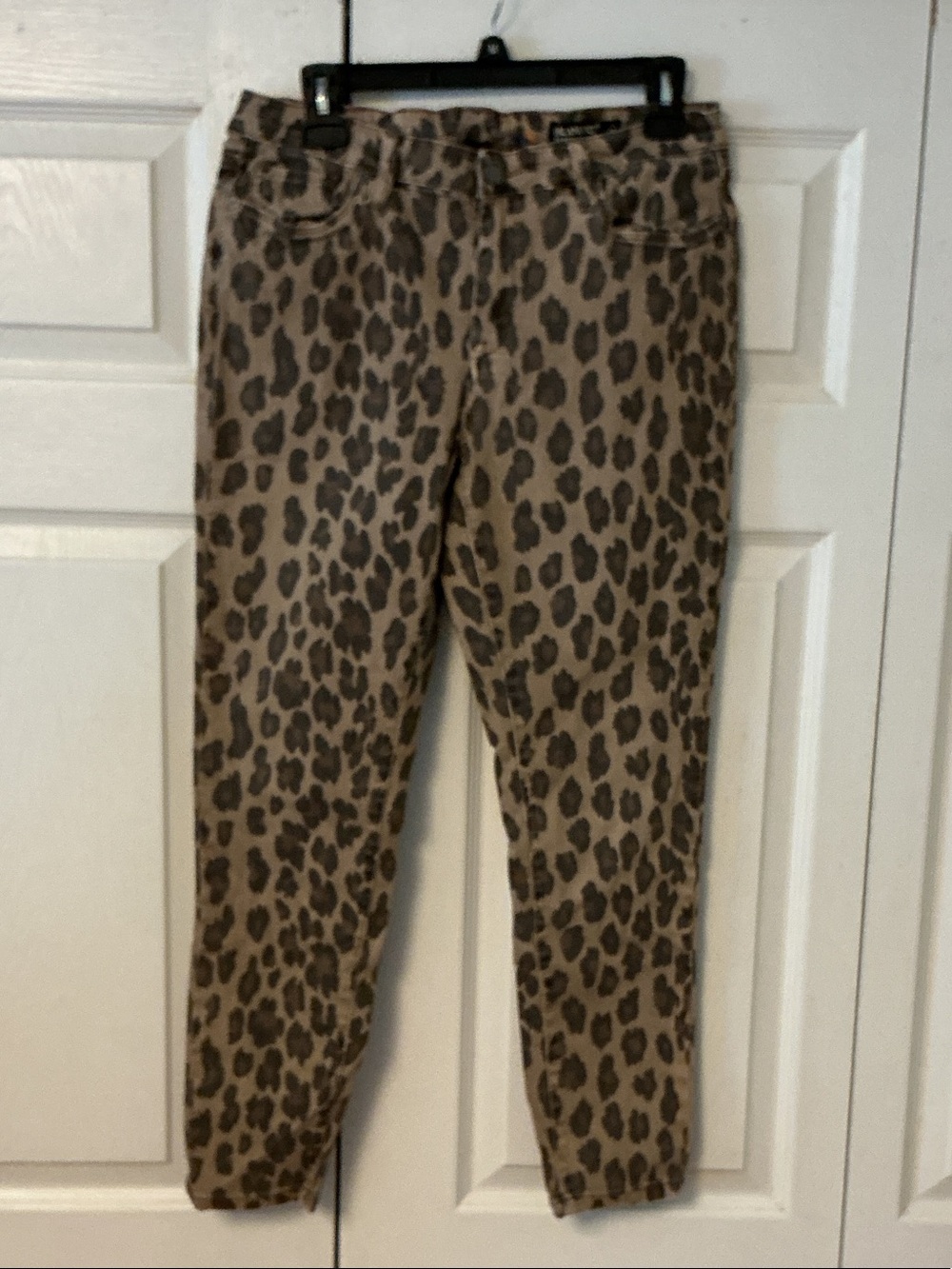 Blank NYC Leopard-Print Jeggings in Brown and Black